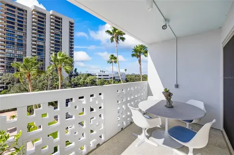 2401 Bayshore Boulevard Tampa FL 33629