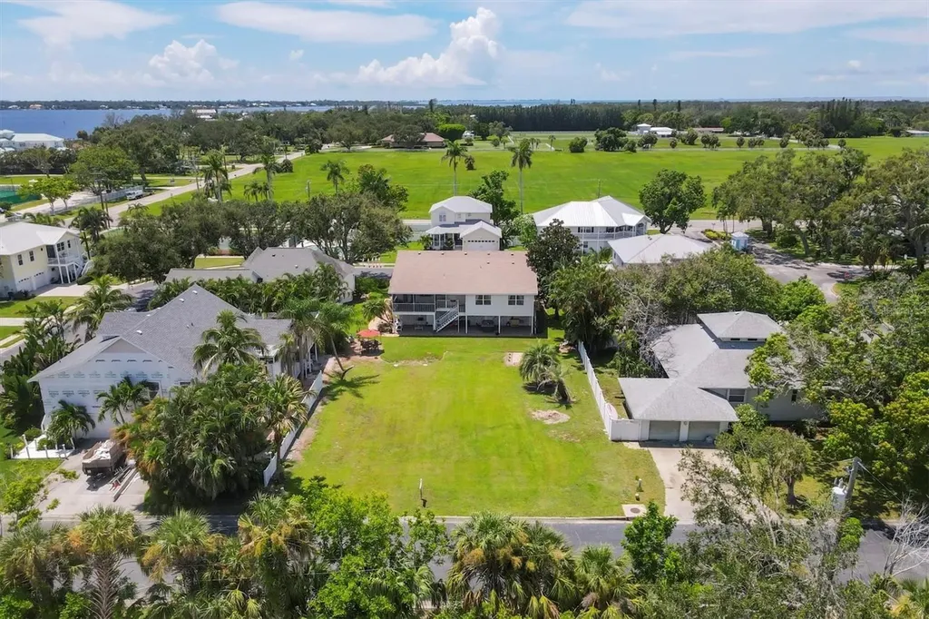 1408 43rd Avenue Drive W Palmetto FL 34221