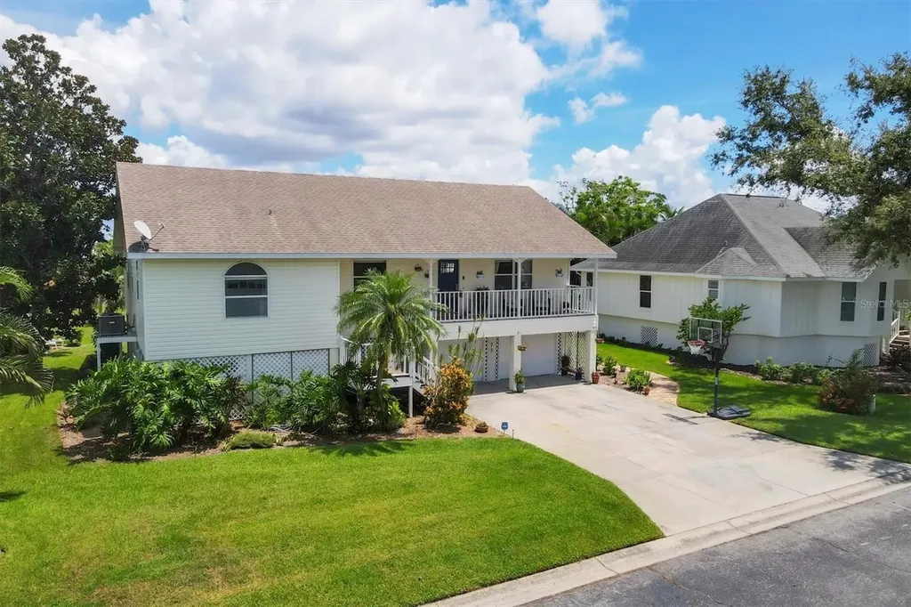 1408 43rd Avenue Drive W Palmetto FL 34221