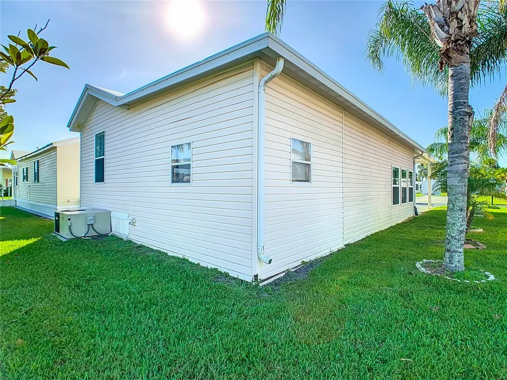 195 Gracie Avenue S Frostproof FL 33843