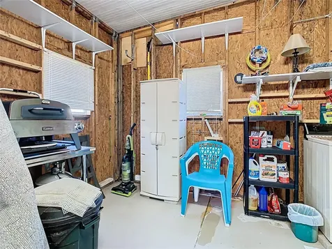 195 Gracie Avenue S Frostproof FL 33843
