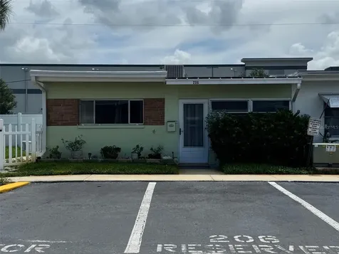 250 Rosery Road NW Largo FL 33770