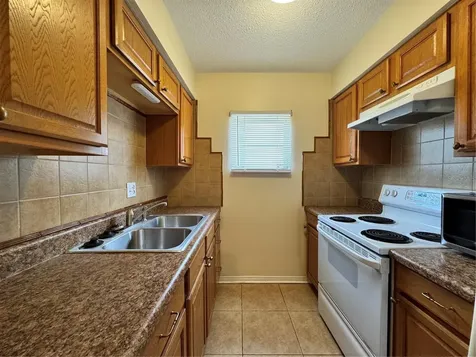 250 Rosery Road NW Largo FL 33770