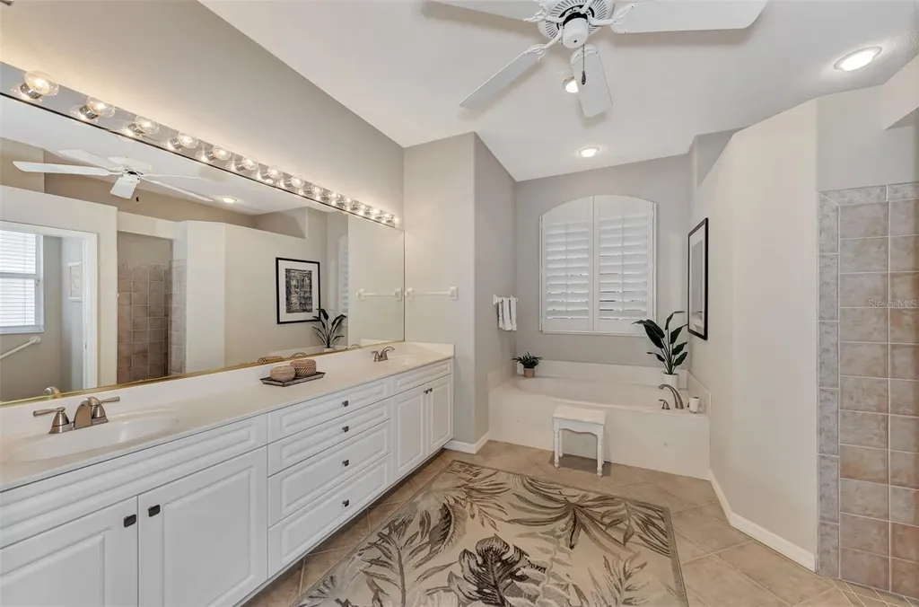 383 Cedarbrook Court Venice FL 34292