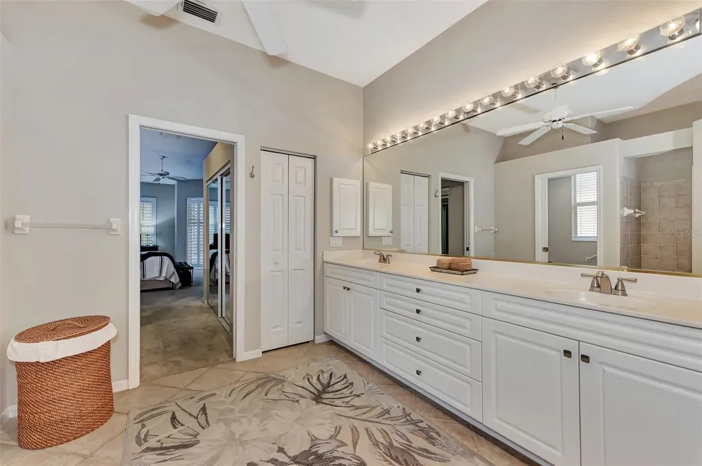 383 Cedarbrook Court Venice FL 34292