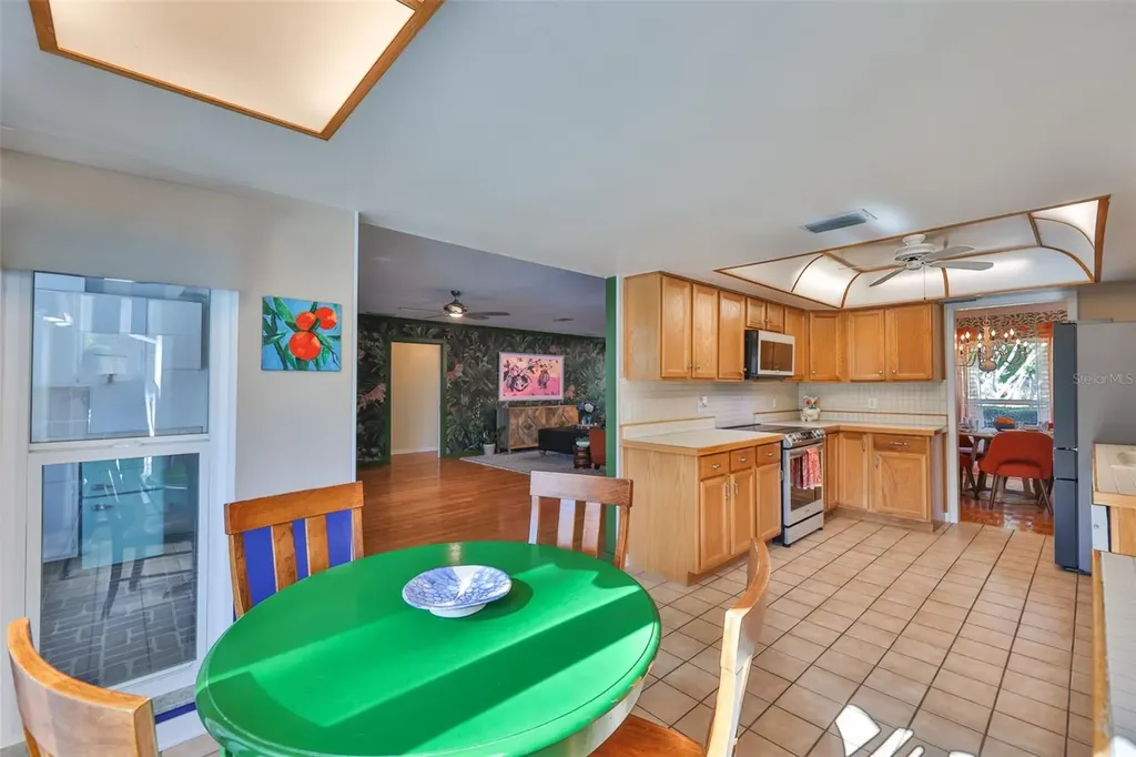 13562 Lake Magdalene Drive Tampa FL 33613