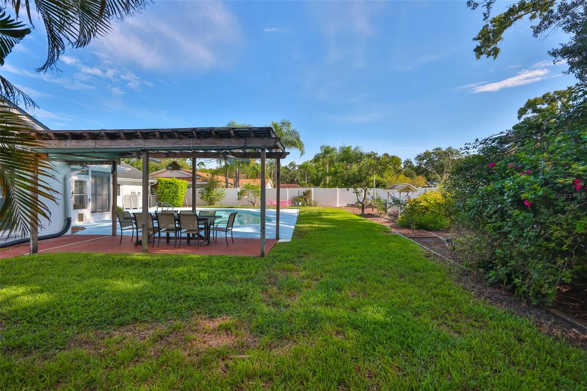13562 Lake Magdalene Drive Tampa FL 33613