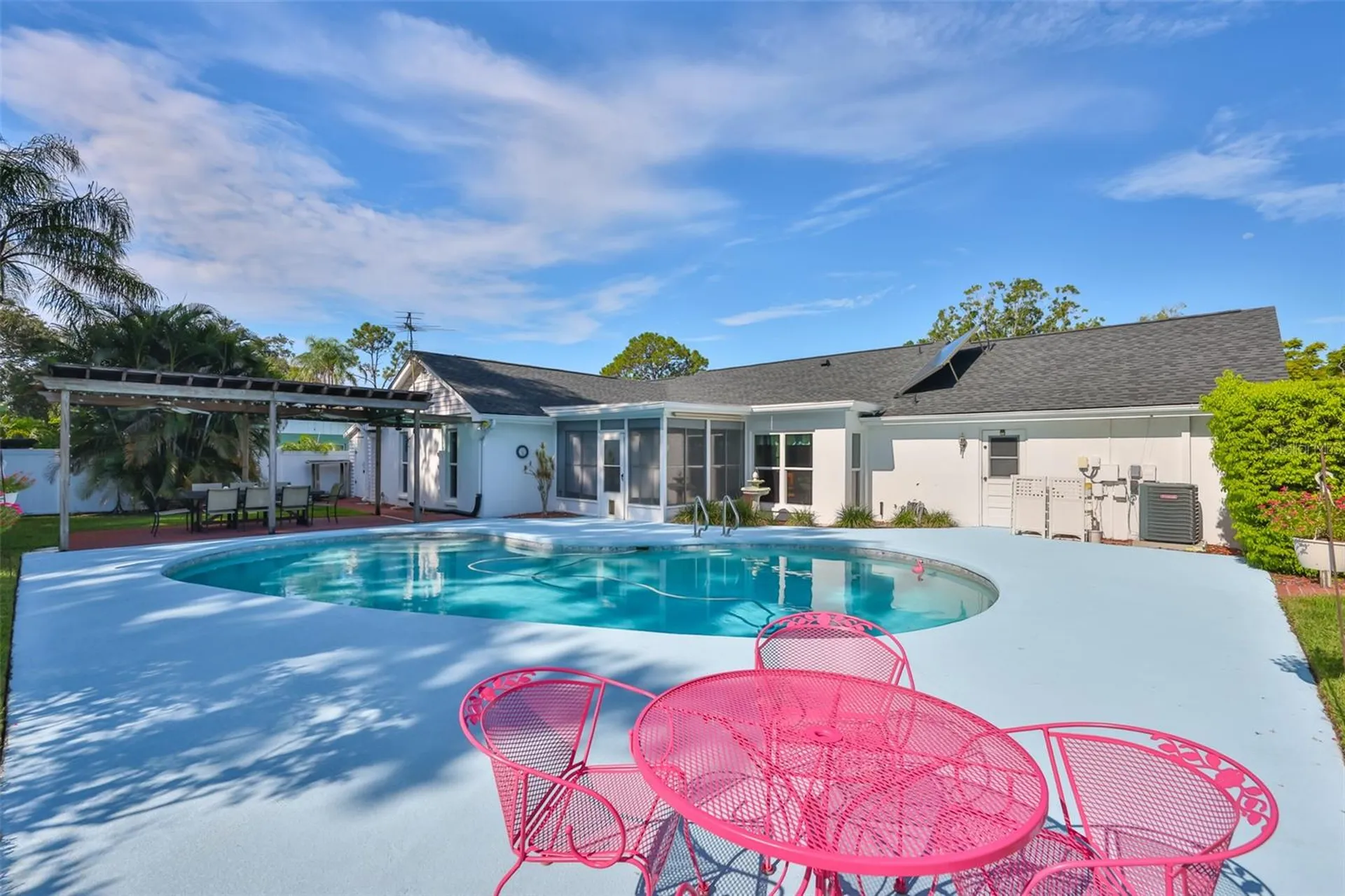 13562 Lake Magdalene Drive Tampa FL 33613