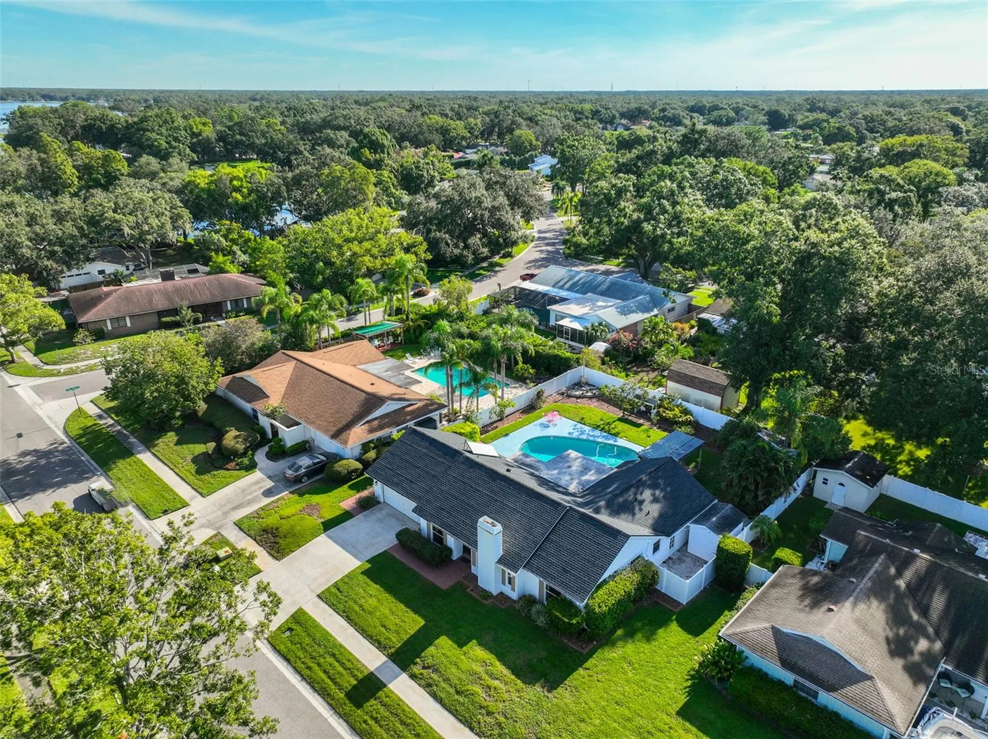 13562 Lake Magdalene Drive Tampa FL 33613