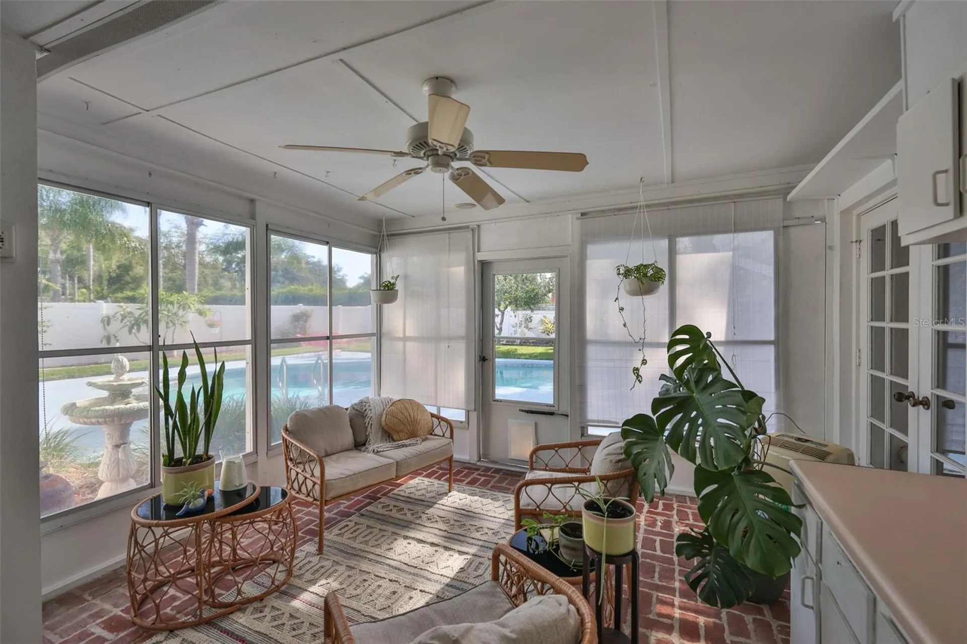13562 Lake Magdalene Drive Tampa FL 33613