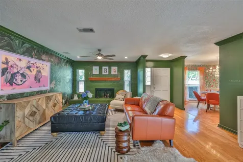 13562 Lake Magdalene Drive Tampa FL 33613