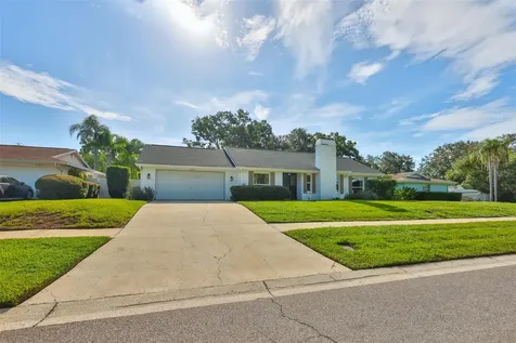13562 Lake Magdalene Drive Tampa FL 33613