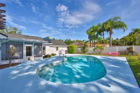 13562 Lake Magdalene Drive Tampa FL 33613