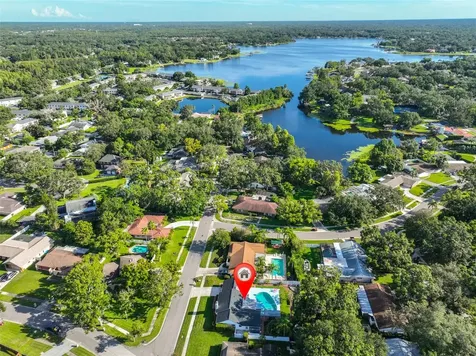 13562 Lake Magdalene Drive Tampa FL 33613
