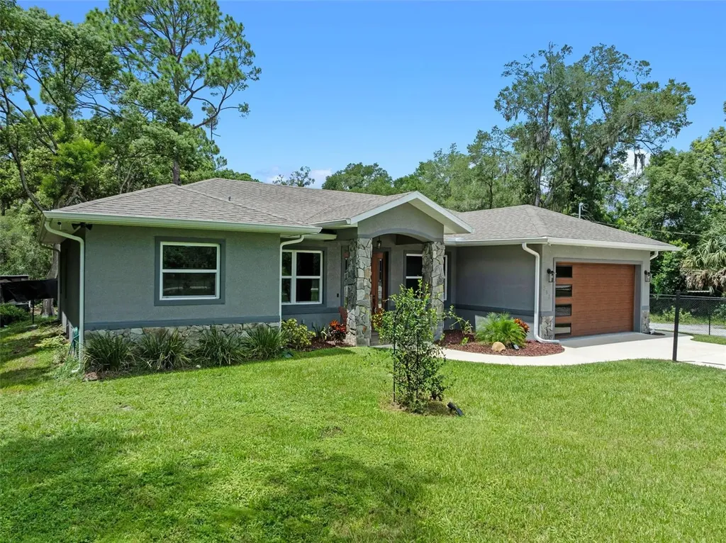 308 Church Street Lake Helen FL 32744