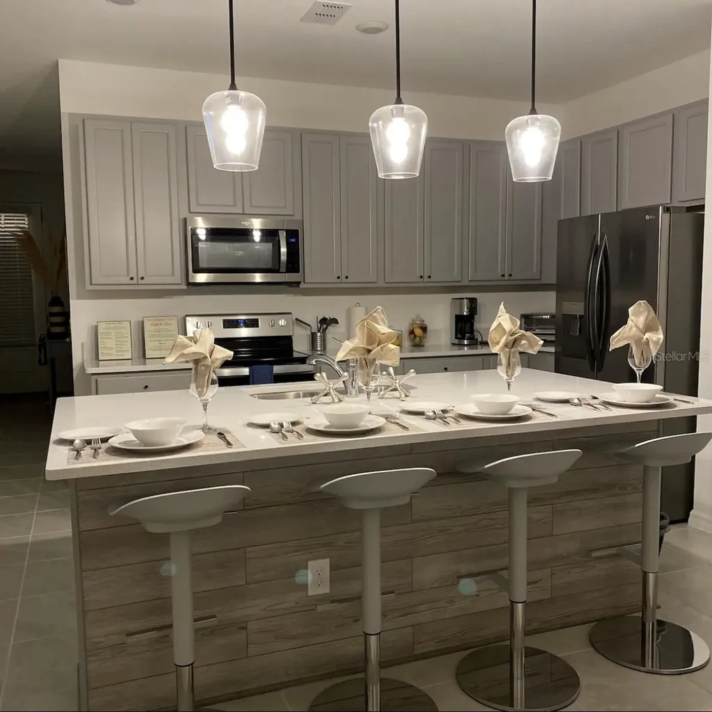 1546 Discovery Street Davenport FL 33896