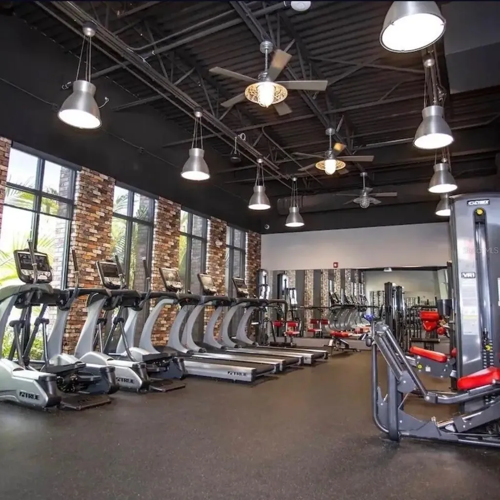 1546 Discovery Street Davenport FL 33896