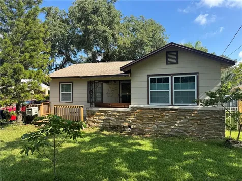 1313 Golfview Street Orlando FL 32804