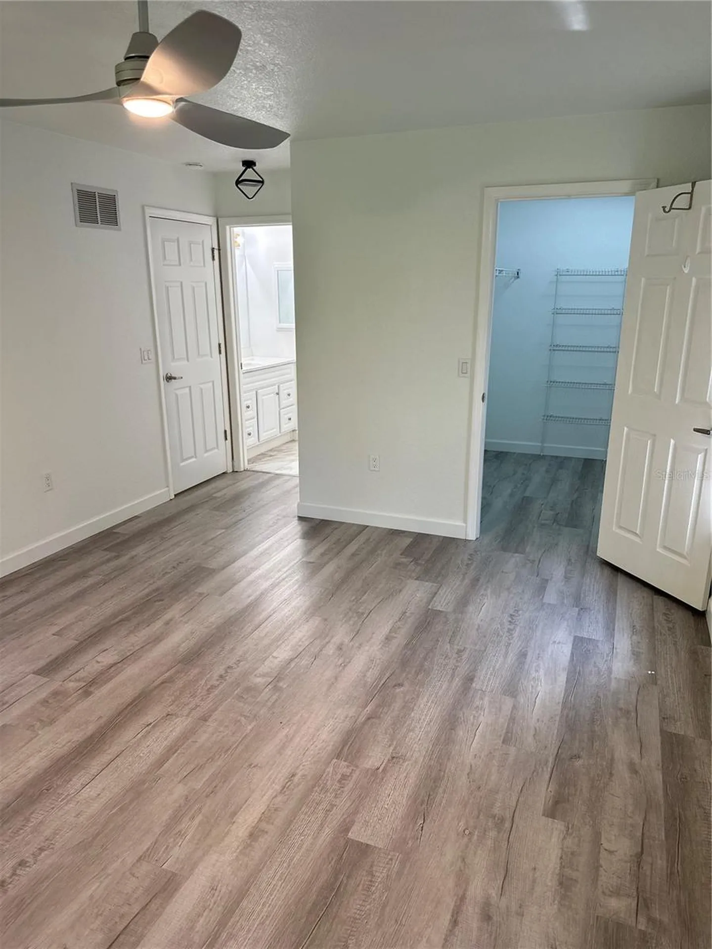 6967 Crown Drive Englewood FL 34224