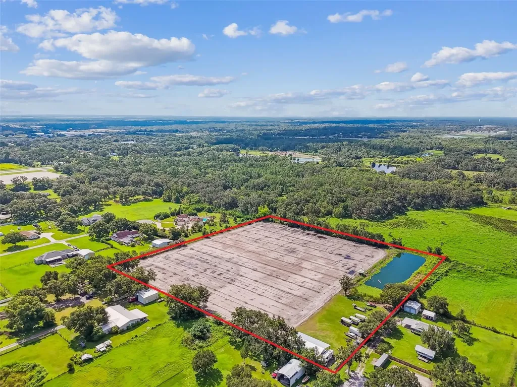 1715 W Sam Allen Road Plant City FL 33565