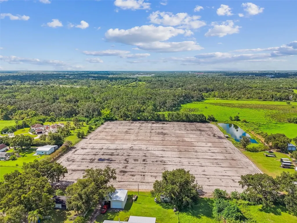 1715 W Sam Allen Road Plant City FL 33565