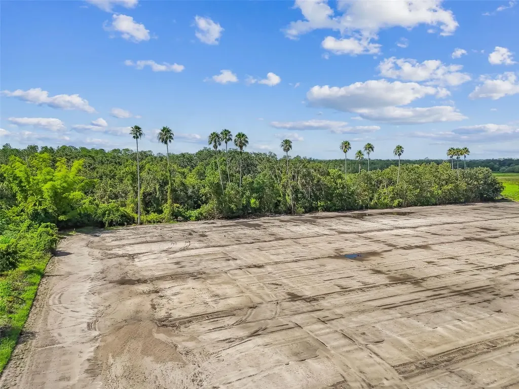 1715 W Sam Allen Road Plant City FL 33565