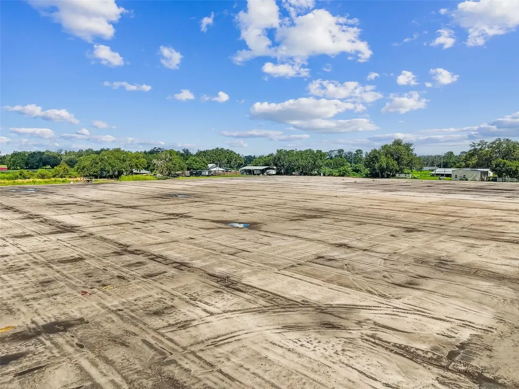 1715 W Sam Allen Road Plant City FL 33565