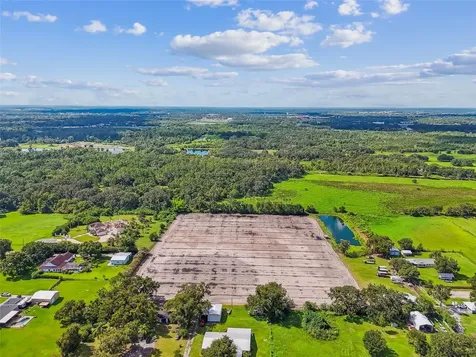 1715 W Sam Allen Road Plant City FL 33565