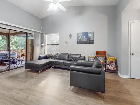 157 Coventry Circle Haines City FL 33844