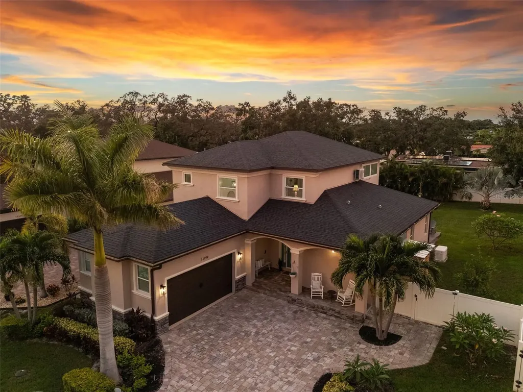 11199 53rd Avenue N St Petersburg FL 33708