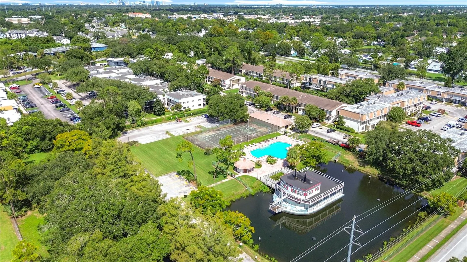 5977 Village Circle South Orlando FL 32822