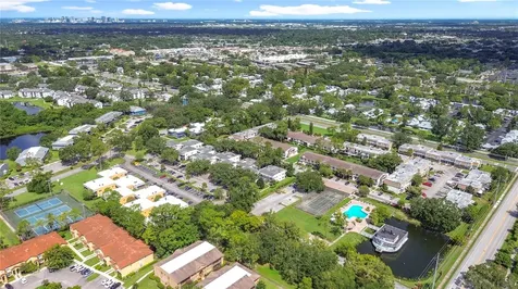 5977 Village Circle South Orlando FL 32822