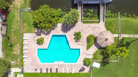 5977 Village Circle South Orlando FL 32822