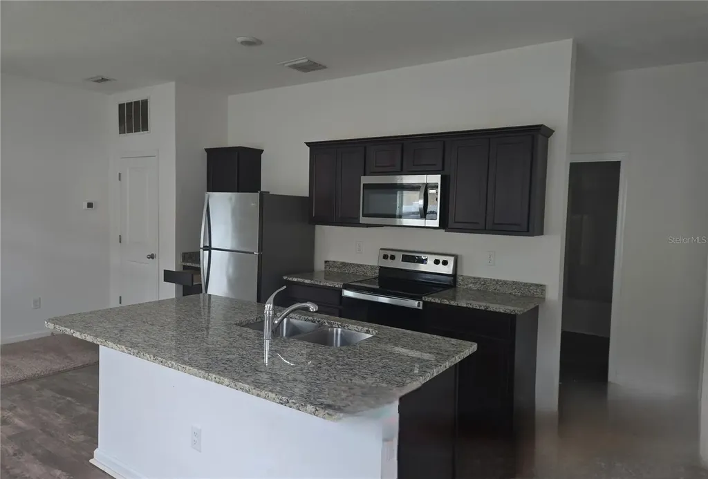 963 Sunlit Coral Street Ruskin FL 33570