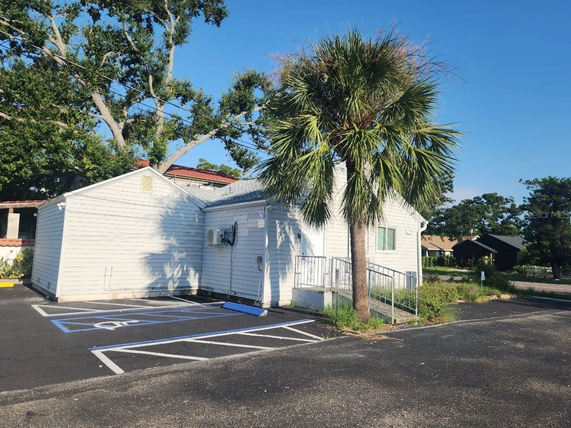 2420 1st Avenue N St Petersburg FL 33713