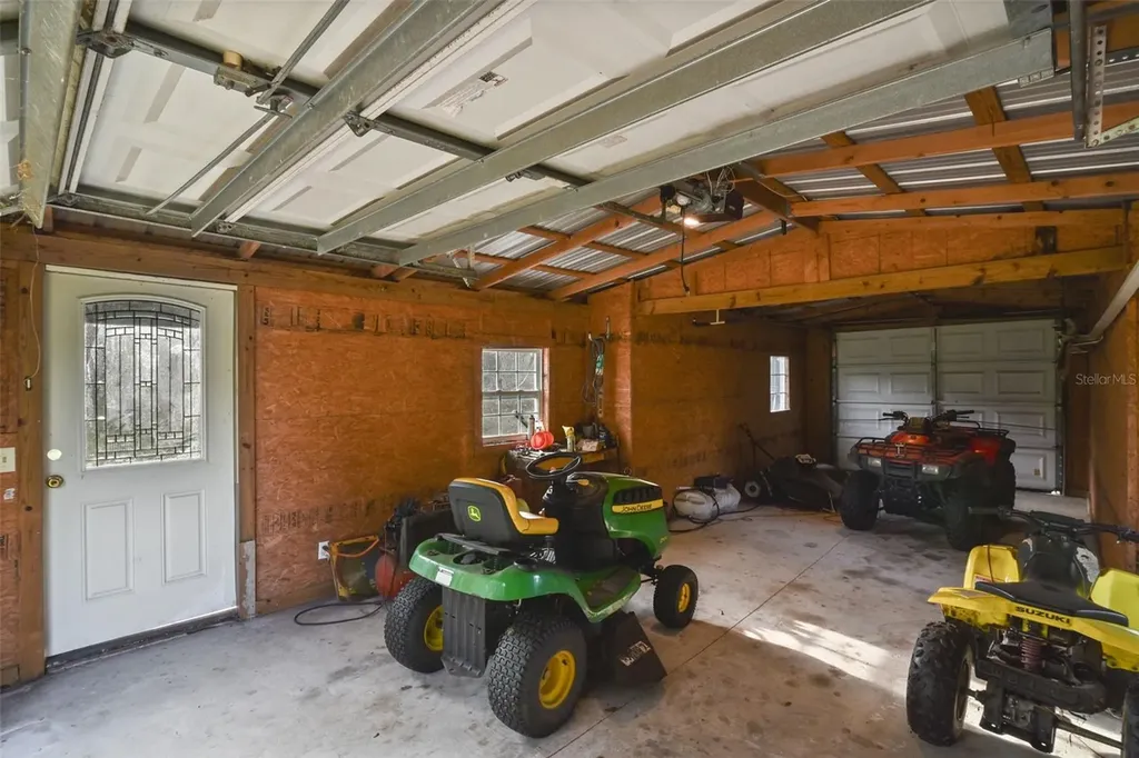 35126 William Lane Eustis FL 32736