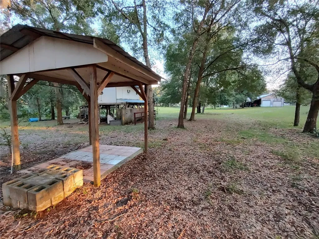 35126 William Lane Eustis FL 32736