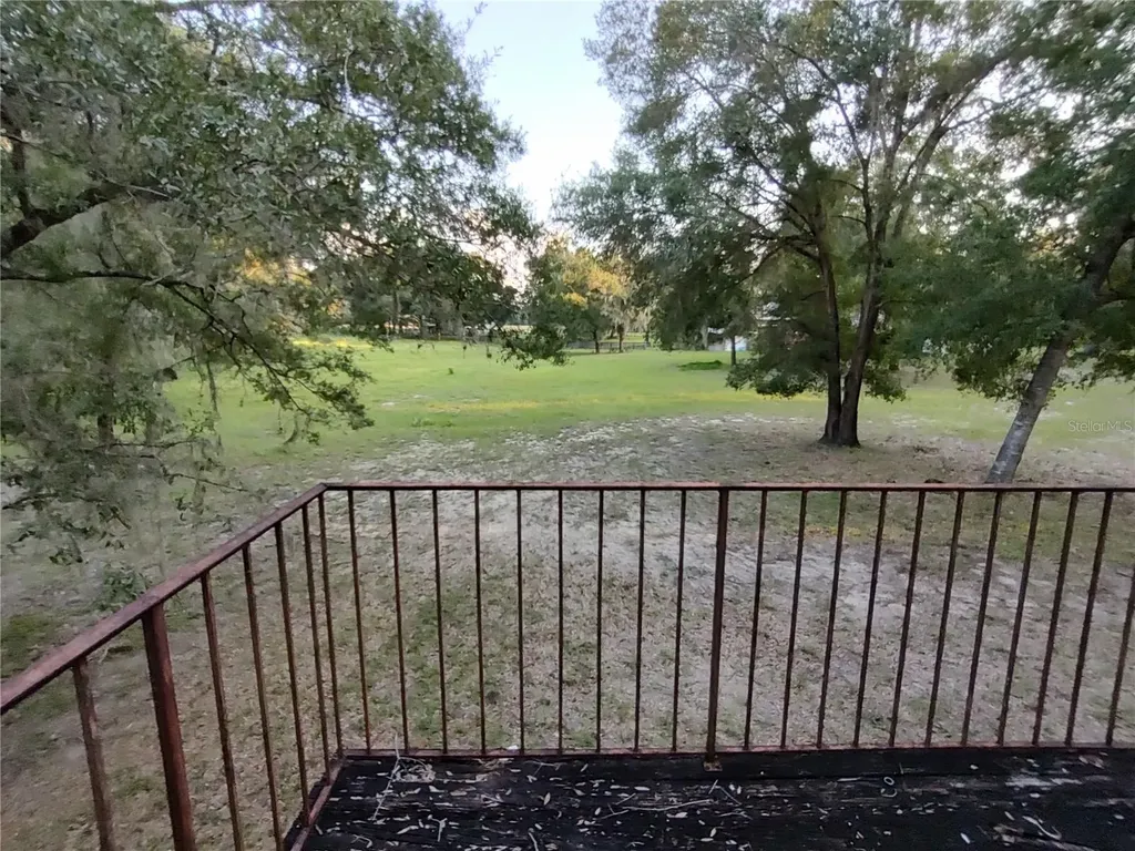 35126 William Lane Eustis FL 32736