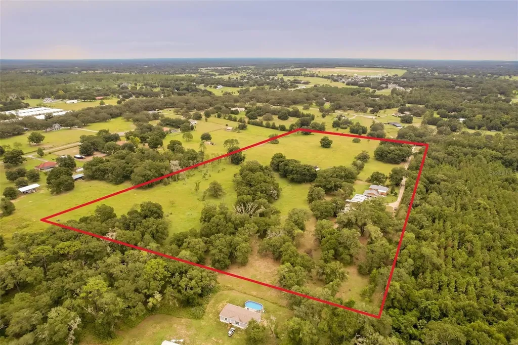 35126 William Lane Eustis FL 32736