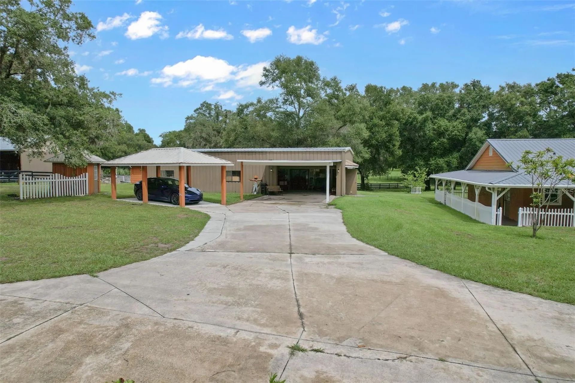 35126 William Lane Eustis FL 32736