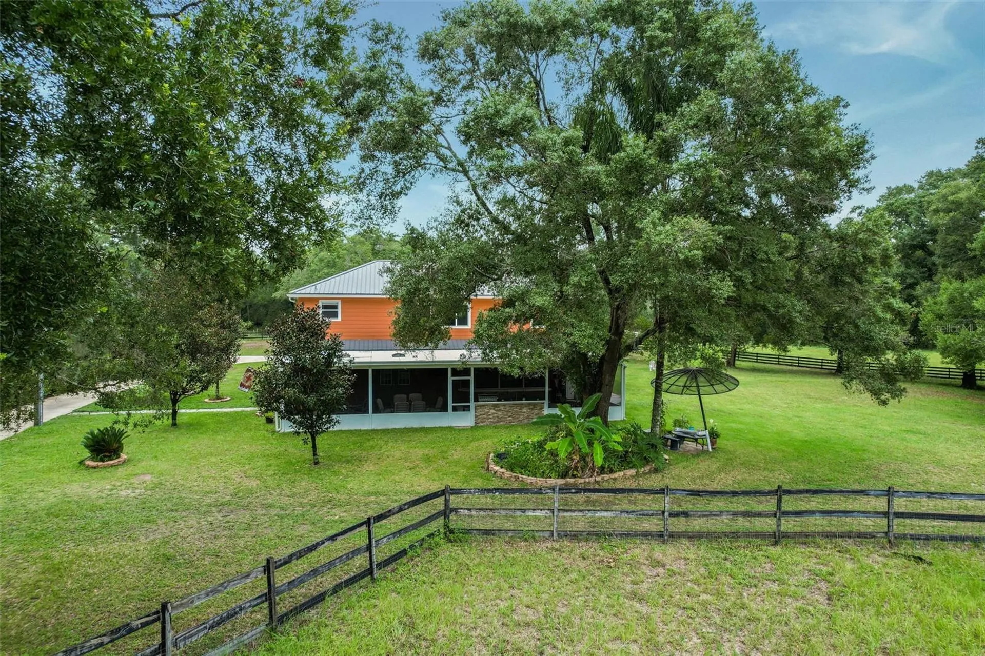 35126 William Lane Eustis FL 32736