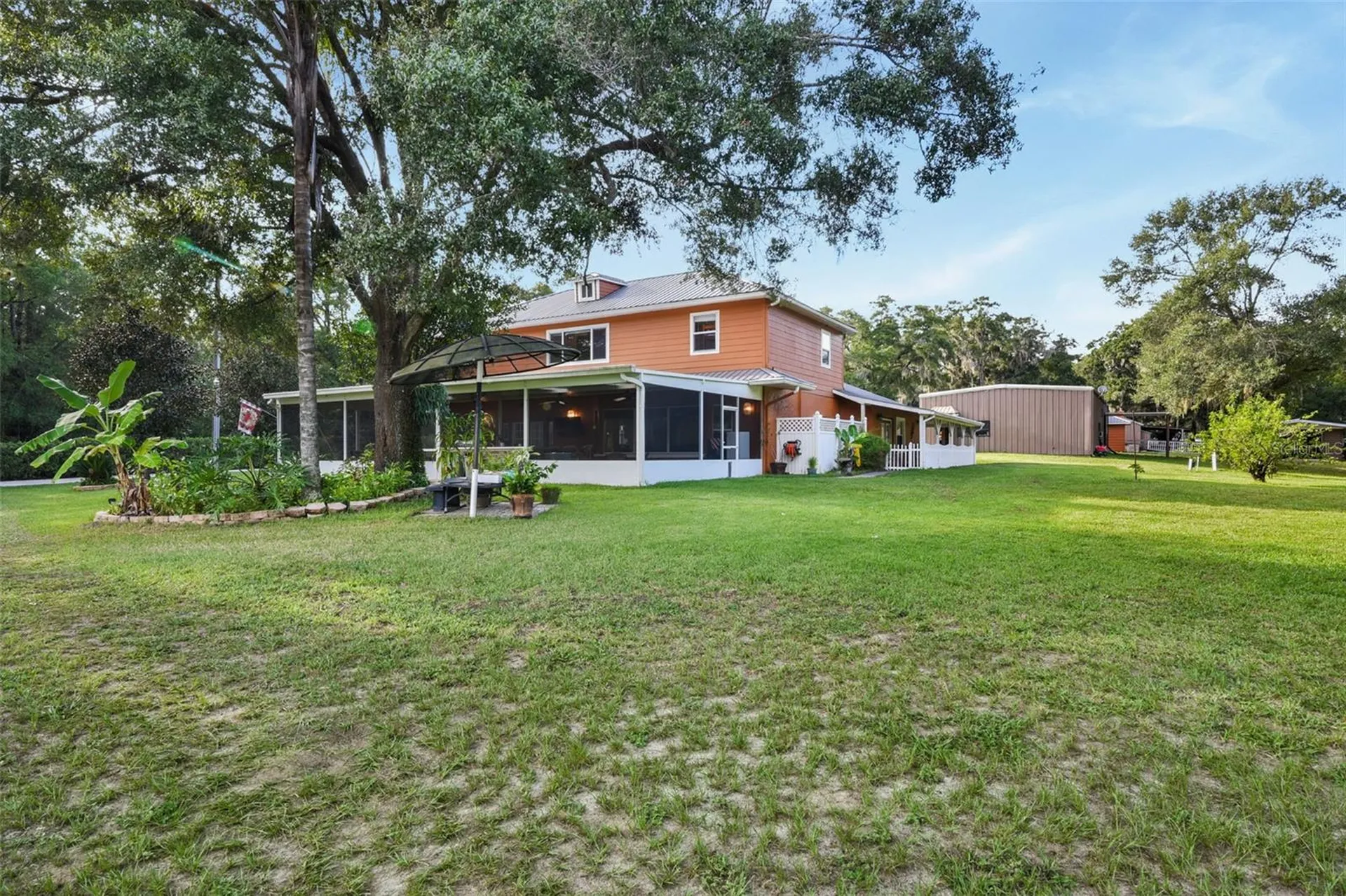35126 William Lane Eustis FL 32736