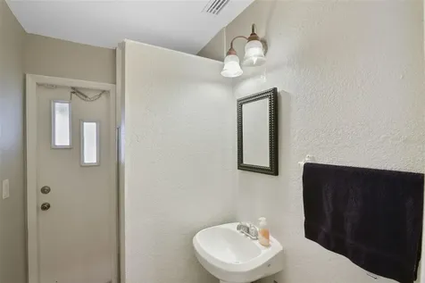 35126 William Lane Eustis FL 32736