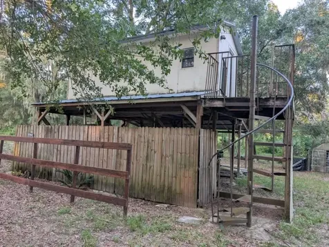 35126 William Lane Eustis FL 32736