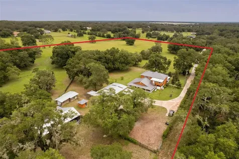 35126 William Lane Eustis FL 32736