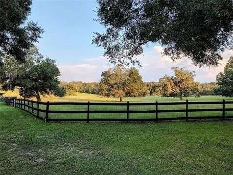35126 William Lane Eustis FL 32736