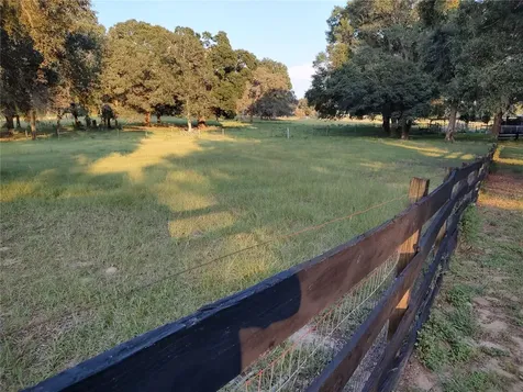 35126 William Lane Eustis FL 32736