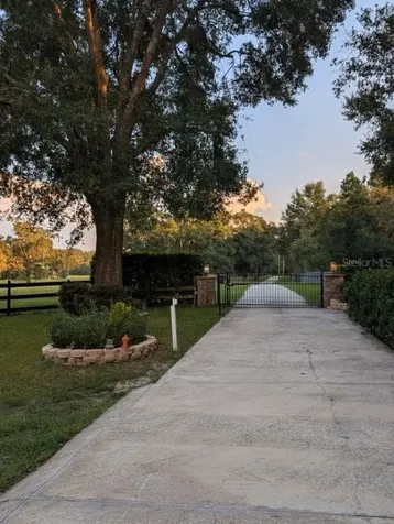 35126 William Lane Eustis FL 32736