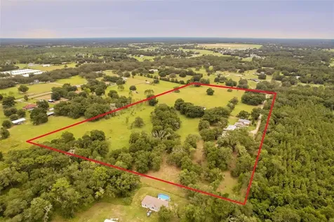 35126 William Lane Eustis FL 32736