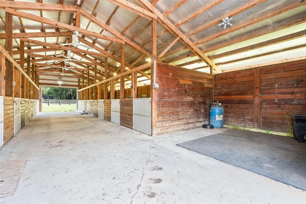 41534 Thomas Boat Landing Road Umatilla FL 32784